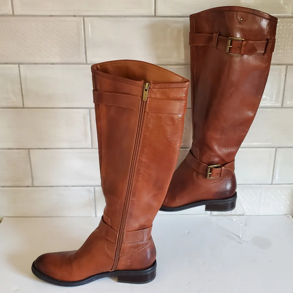 Enzo Angiolini 6.5 Vernished Leather Riding Boots Old Money Equestrian Classic